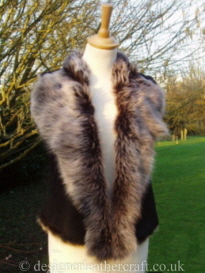 Creamy Tipped Black Toscana Gilet