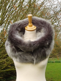 Toscana Shearling Snood in Grey Brisa